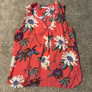 VIOLET AND CLAIRE WORK TOP.